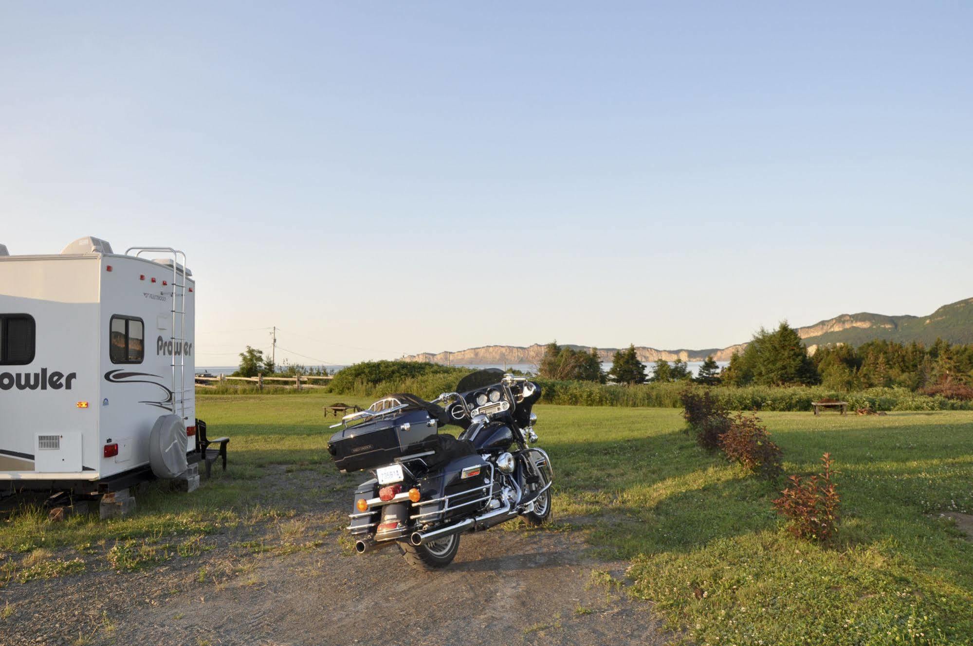 Cap-des-Rosiers Motel Du Haut Phare المظهر الخارجي الصورة